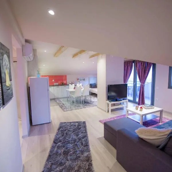New Loft Polixeni, hotel in Ioannina