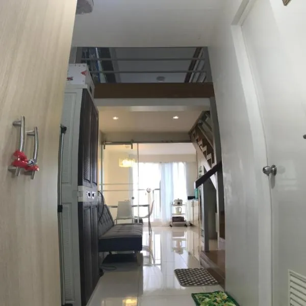 Tagaytay Family vacation condo unit wind residences, hotel in Calo