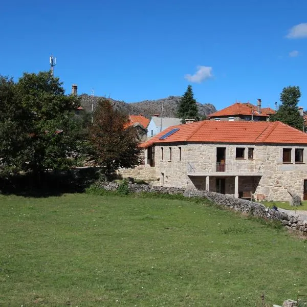 Casa Fonte Do Laboreiro, hotel in Lamas de Mouro