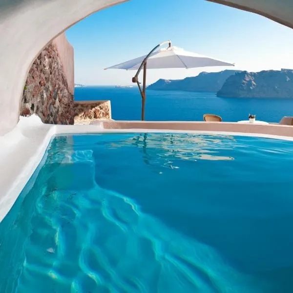アルメニ ラグジュアリー ヴィラズ（Armeni Luxury Villas）、イアのホテル