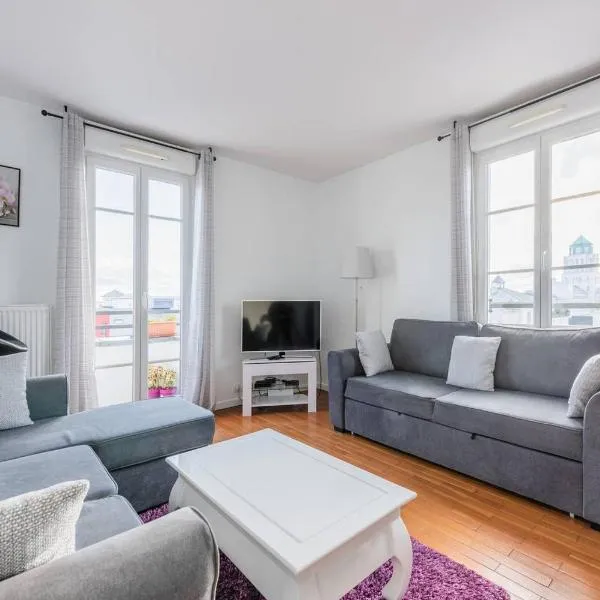 Smart apartment Val d'Europe 7/9 pers, hotel in Chessy