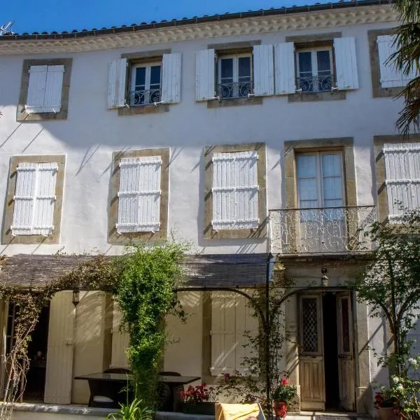 Le Patio Des Senteurs, hotel in Villarzel-du-Razès