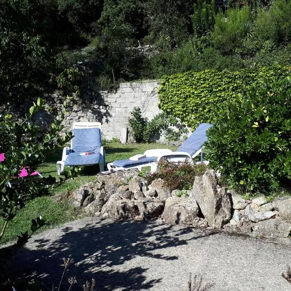DISCRET, APAISANT, CALME entre MER et MONTAGNE, THERMALISME, Hotel in Isolaccio-di-Fiumorbo