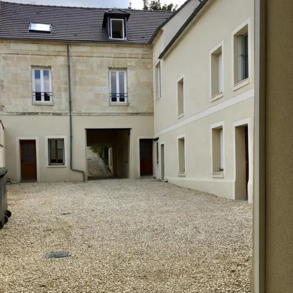 Clermont Centre- Appartement Privé, hotel in Liancourt