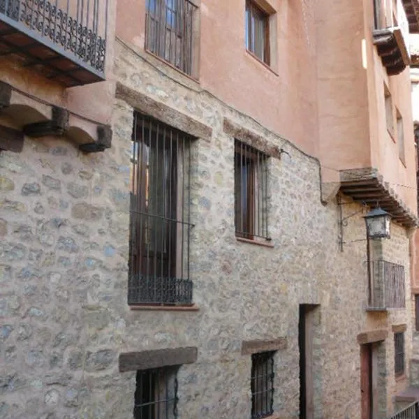 CASA CENTRO ALBARRACIN, hotel v destinaci Albarracín