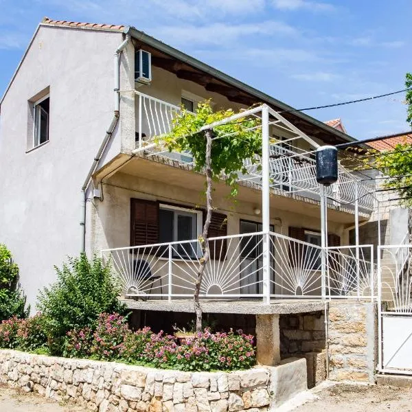 Guest House Godimento, hotell Čilipis