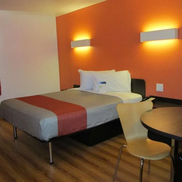 Motel 6 Fort Worth, TX - North - Saginaw, hotel a Fort Worth