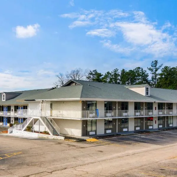 Motel-6 Lagrange Ga, hotel v destinaci La Grange