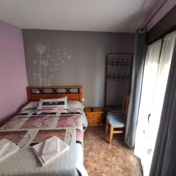 Hostal El Bodegon, hotel v destinaci Ateca