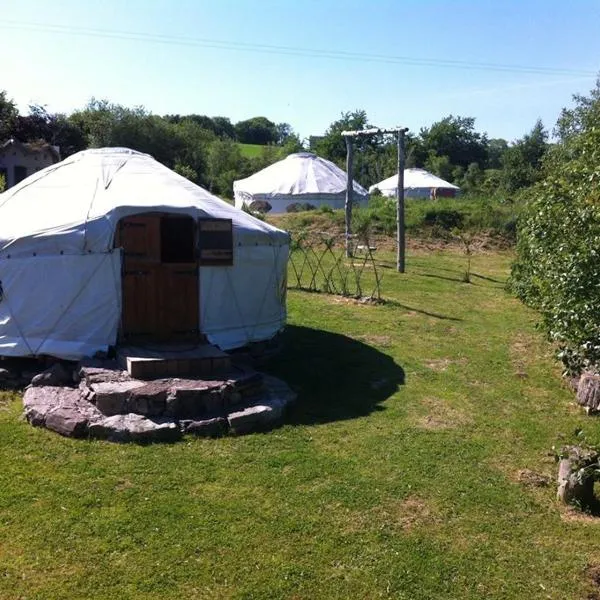 Inch Hideaway Eco Camping, hotel a Whitegate
