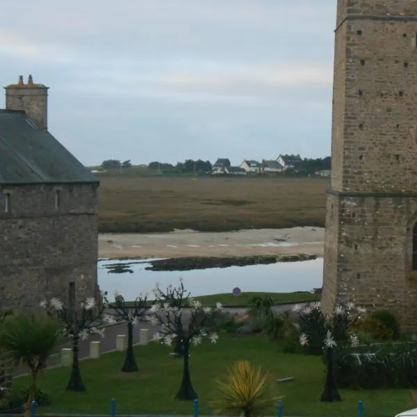 Petit nid douillet à Port-bail, hotel in Portbail