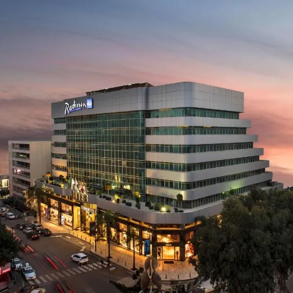 Radisson Blu Hotel, Beirut Verdun, hotel v destinaci Bejrút