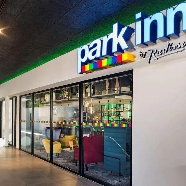 Park Inn By Radisson Hasselt, hotel en Hasselt