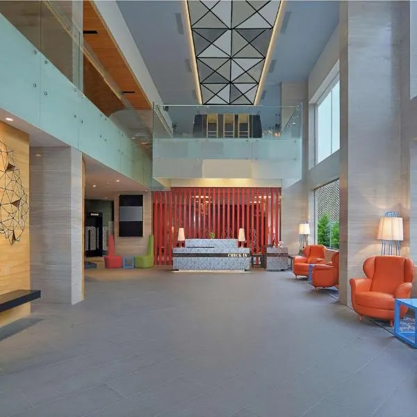 Radisson Bengaluru City Center, hotel di Bangalore