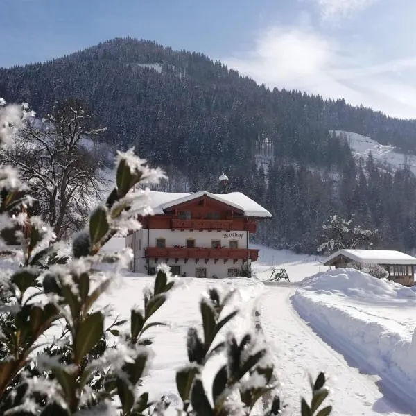 Urlaub am Bauernhof Rothof, hotel v destinaci Sankt Johann im Pongau