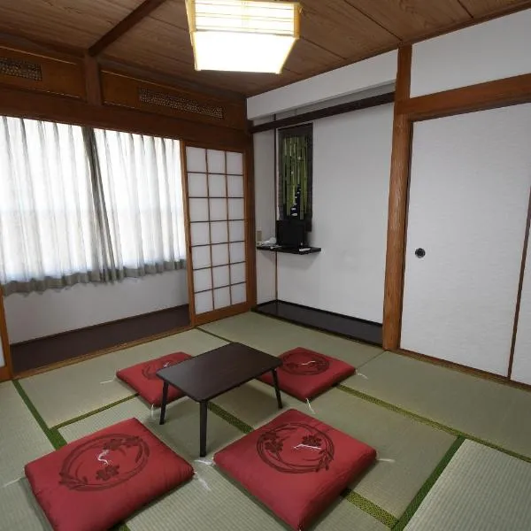 Onsenyado Hamayu Nagi, hotel v destinaci Beppu
