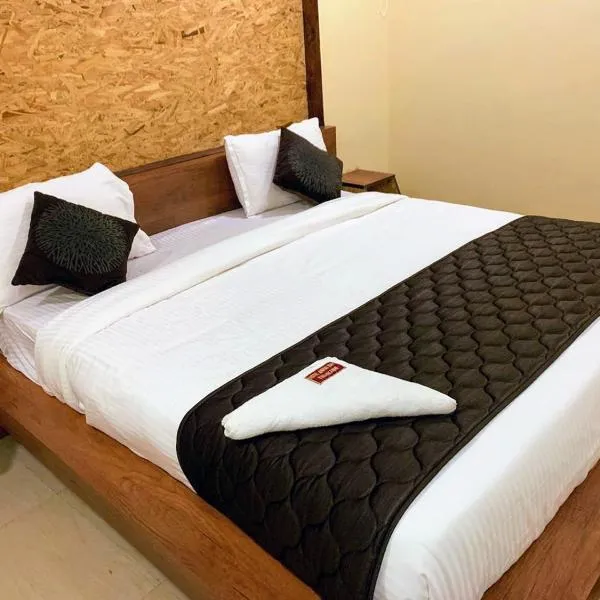 Hotel Annai Bay: Velankanni şehrinde bir otel