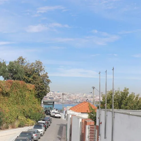 Casa Gil Vicente, khách sạn ở Almada