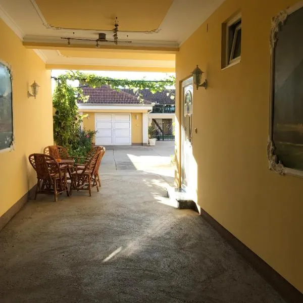 Vila de lux, hotel in Bela Crkva