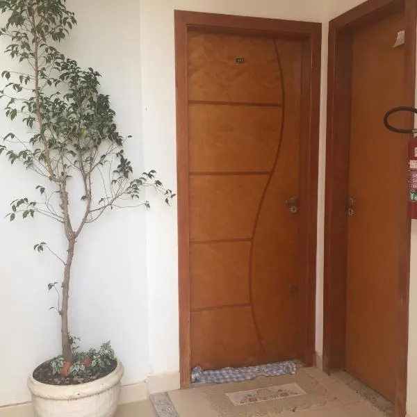 APARTAMENTO ACONCHEGANTE, hotel v destinaci Uberlândia