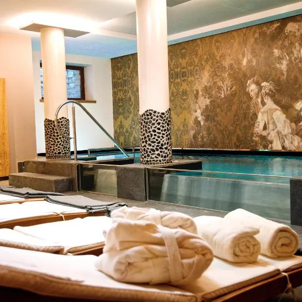 Albergo Caffe Centrale, ξενοδοχείο σε Mezzocorona