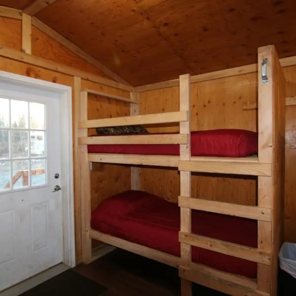 Alaskan Adventure Dry Cabins, hotel en North Pole