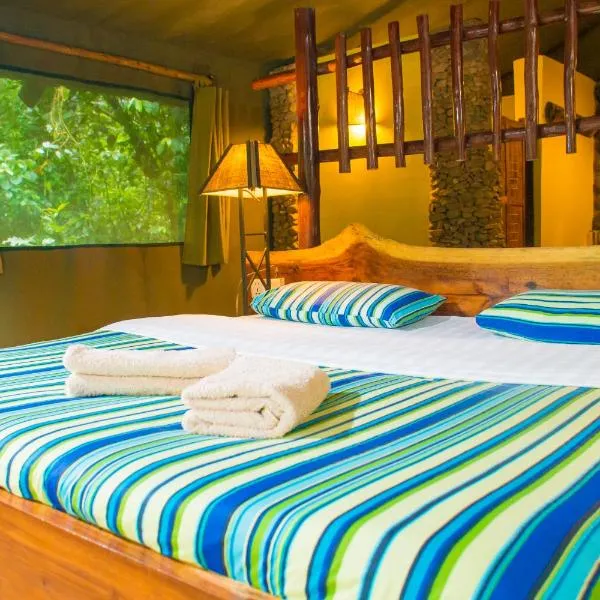 Kibale Forest Camp by NATURE LODGES LTD, hotel in Isunga