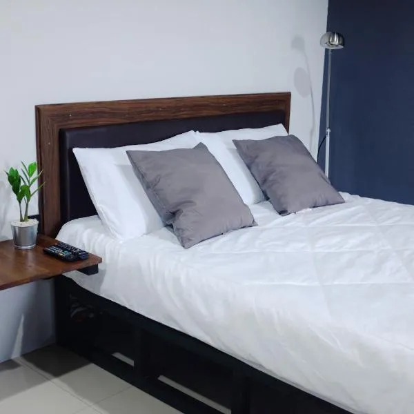 The room Apartment, khách sạn ở Suratthani