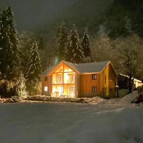 Apartmentshaus Dual - 2, hotel v Hermagoru