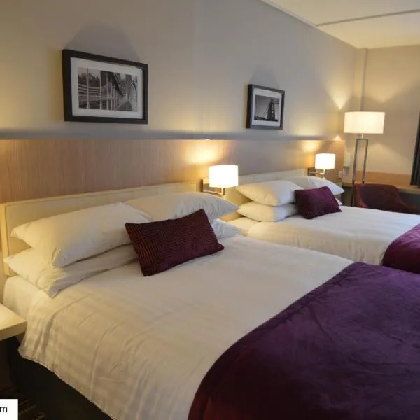 Lancaster Hotel, hotel em Uxbridge