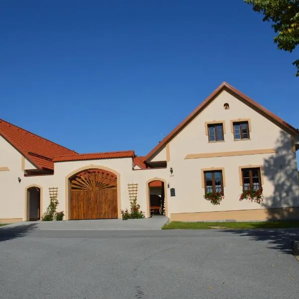 Penzion U podkováře, hotel in Třeboň