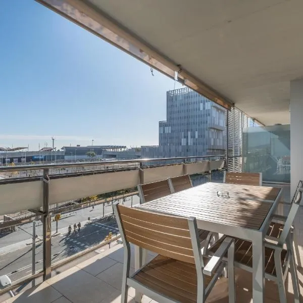 Rent Top Apartments Forum, hotel in Sant Adria de Besos