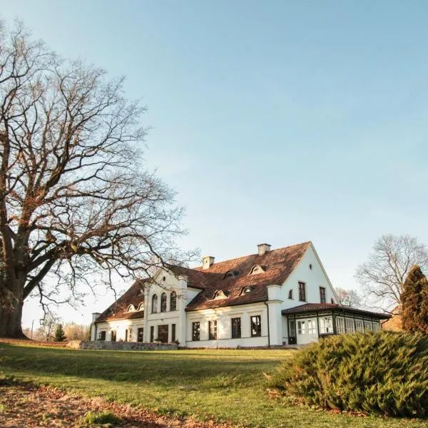 Mioduński Dworek, hotell sihtkohas Ryn