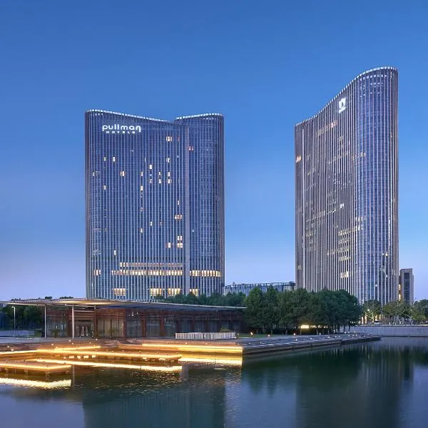 Pullman Wuxi New Lake, hotelli kohteessa Wuxi