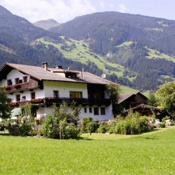 Gästehaus Pfister Maria – hotel w mieście Hippach