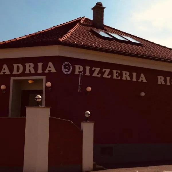 Ristorante Adria, Hotel in Gloggnitz