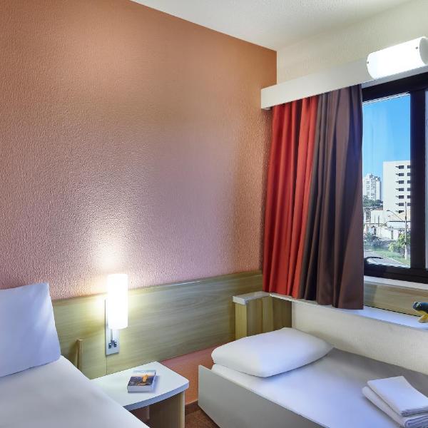 ibis Taubate - Foto 2