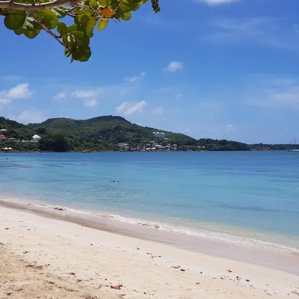Les Hauts De Caritan, hotel v destinaci Sainte-Anne