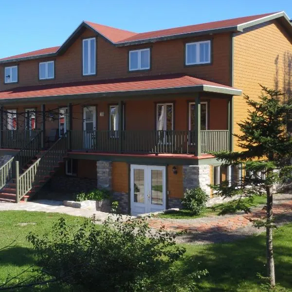 Gîte La Maison Chez J.P. Bed and Breakfast, hotel in Étang-du-Nord