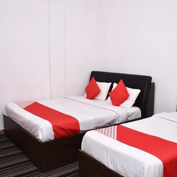 Roshan Guest House, hotell i Palagolla