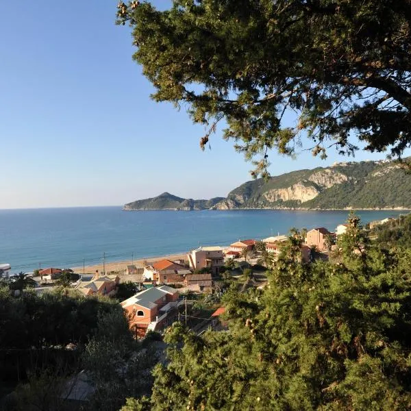 Villa Theodora View Apartments Polimnia, hotel v destinaci Agios Georgios Pagon