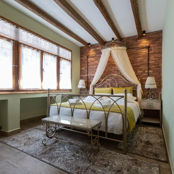 MARIA'S BOUTIQUE Rooms, hotel u gradu 'Korint'