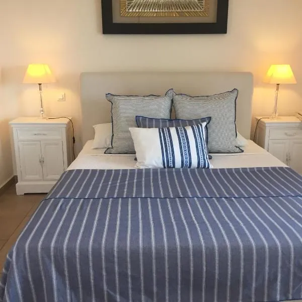 Elaion mini suites, hotel v destinaci Nafplio