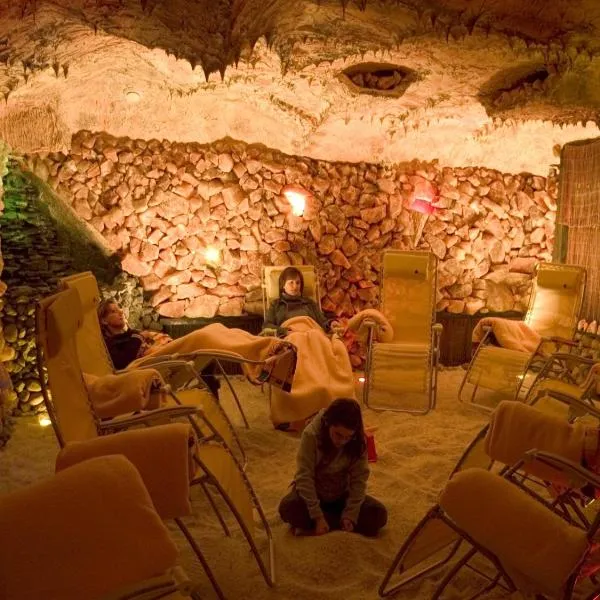 Willa Pod Jedlicą, hotel v destinaci Ciechocinek