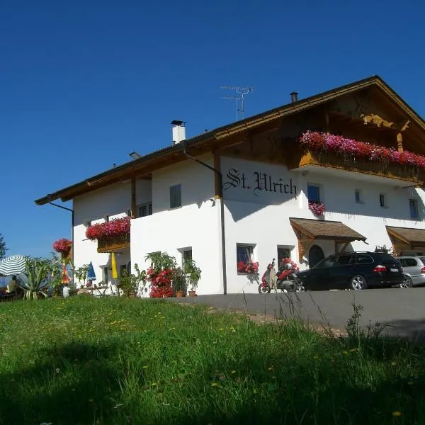 Gasthof St. Ulrich, hotel v destinaci Meltina