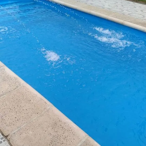 Cabañas El Paraiso, hotel en Villa Parque Síquiman