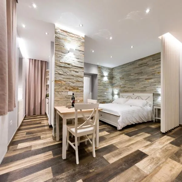 OGGI e DOMANI, hotel in Naples