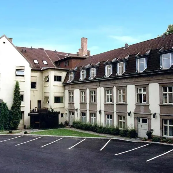 Grand Hotel Hønefoss, hotel v mestu Hønefoss