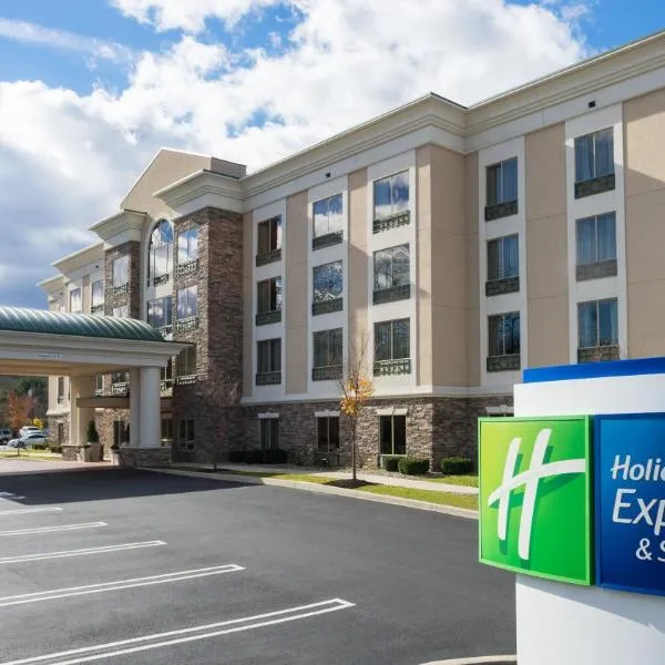 Viesnīca Holiday Inn Express and Suites Stroudsburg-Poconos, an IHG Hotel pilsētā Straudsbērga