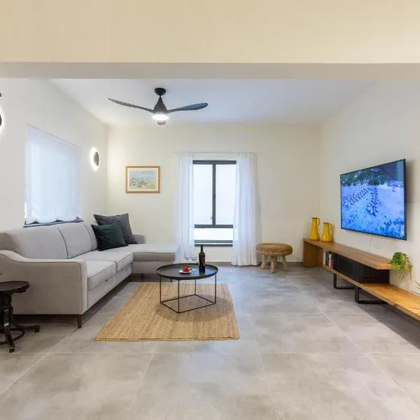 Localz - Sirkin Apartment, hotel in Tel Aviv